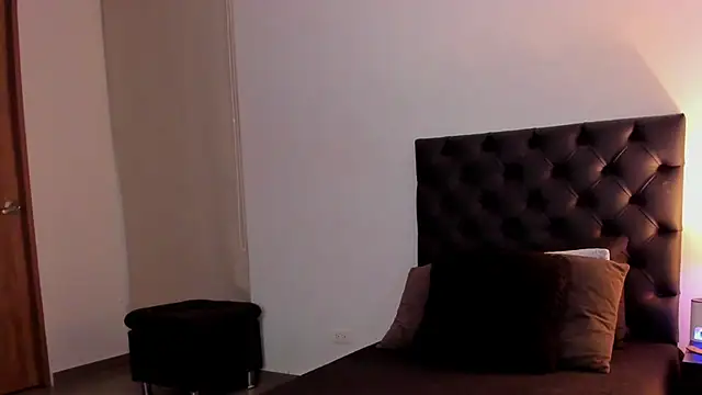 Jenny Carters online show from 04-05-26, 05:15