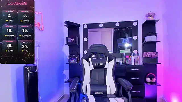 miss kitty online show from 02-15-25, 11:03