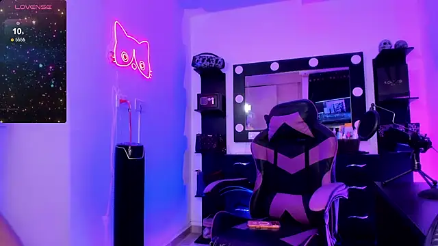 miss kitty online show from 03-30-26, 12:55