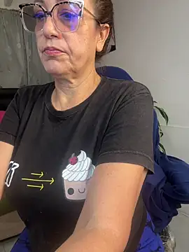 lonely shewolf online show from 03-23-26, 07:18