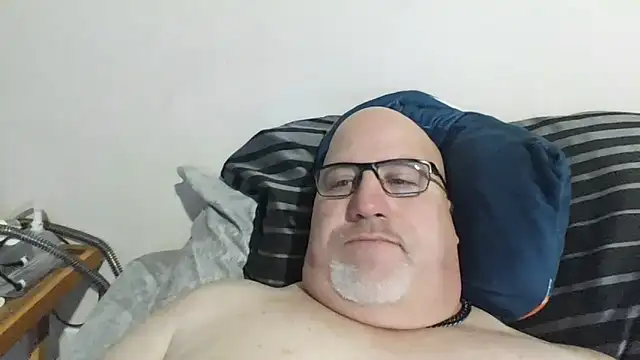 Snapshot of Bigbear0563 chatting on 01-31-25, 05:53 Bigbear0563 online show from 01-31-25, 05:53