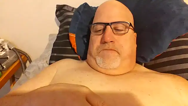 Snapshot of Bigbear0563 chatting on 03-05-25, 03:29 Bigbear0563 online show from 03-05-25, 03:29