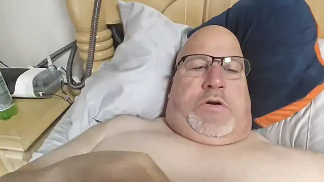 Snapshot of Bigbear0563 chatting on 03-13-26, 05:19 Bigbear0563 online show from 03-13-26, 05:19