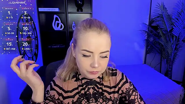 Snapshot of StephanieSweety chatting on 02-27-26, 05:46 StephanieSweety online show from 02-27-26, 05:46