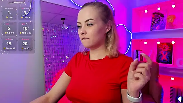 Snapshot of StephanieSweety chatting on 03-13-26, 05:30 StephanieSweety online show from 03-13-26, 05:30