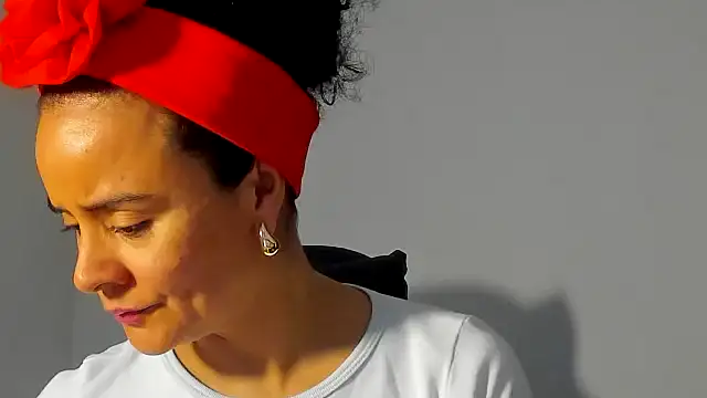 Sami Hotie1 online show from 09-14-25, 08:19