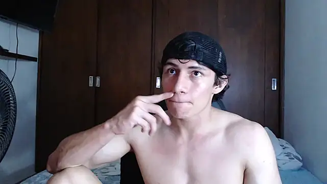 aresholland online show from 01-30-25, 04:48