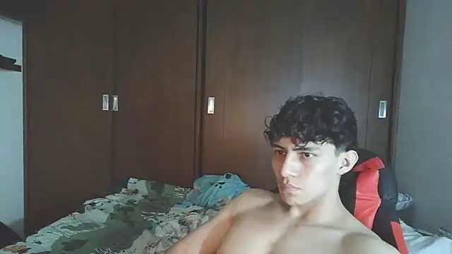 aresholland online show from 10-06-25, 03:59