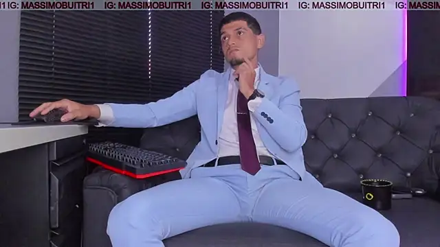 massimo g online show from 12-19-25, 01:07