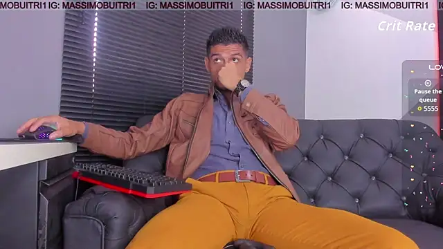 Snapshot of massimo_g chatting on 03-17-26, 02:09 massimo g online show from 03-17-26, 02:09