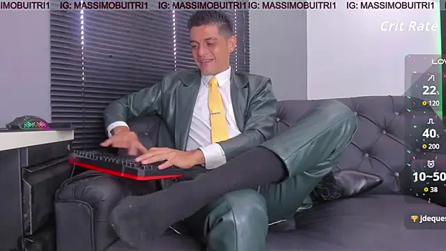 Snapshot of massimo_g chatting on 04-01-26, 01:41 massimo g online show from 04-01-26, 01:41