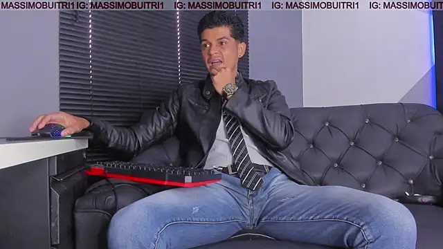 Snapshot of massimo_g chatting on 06-24-26, 12:26 massimo g online show from 06-24-26, 12:26