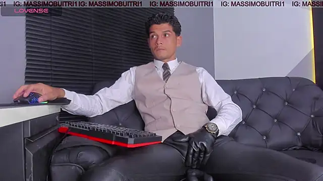 Snapshot of massimo_g chatting on 07-01-26, 12:23 massimo g online show from 07-01-26, 12:23