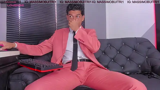 Snapshot of massimo_g chatting on 07-01-26, 12:51 massimo g online show from 07-01-26, 12:51
