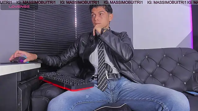 Snapshot of massimo_g chatting on 07-29-26, 12:47 massimo g online show from 07-29-26, 12:47