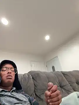 Snapshot of cumwithus1903 chatting on 01-08-25, 01:32 cumwithus1903 online show from 01-08-25, 01:32