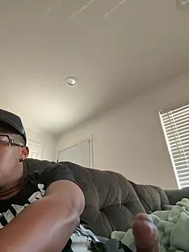 Snapshot of cumwithus1903 chatting on 02-02-25, 04:54 cumwithus1903 online show from 02-02-25, 04:54