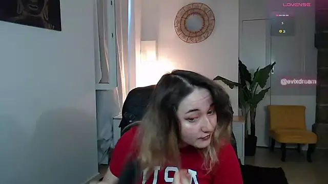 Crystal-dreamt online show from 07-04-26, 08:31