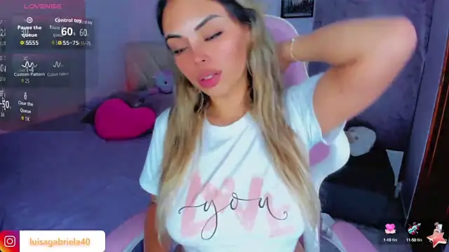 Snapshot of Gabby_prieto chatting on 10-12-25, 01:48 Gabby prieto online show from 10-12-25, 01:48