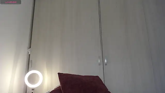 Snapshot of cristal_sexybody chatting on 12-04-25, 08:28 cristal sexybody online show from 12-04-25, 08:28