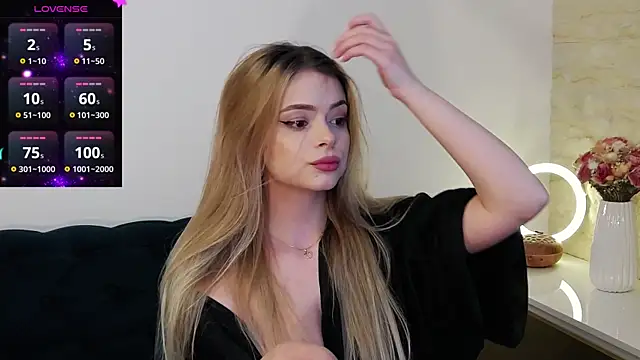 Kailynn Moenn online show from 12-02-24, 06:32