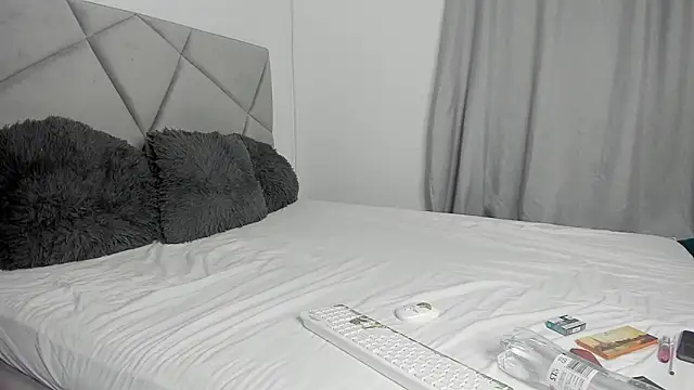 Snapshot of BlueEyesLexy chatting on 02-03-26, 05:05 BlueEyesLexy online show from 02-03-26, 05:05