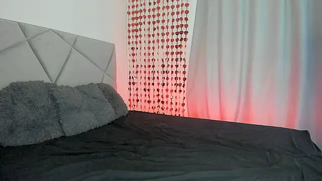 Snapshot of BlueEyesLexy chatting on 02-10-26, 07:34 BlueEyesLexy online show from 02-10-26, 07:34