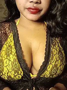Hotlisa online show from 05-26-26, 05:20