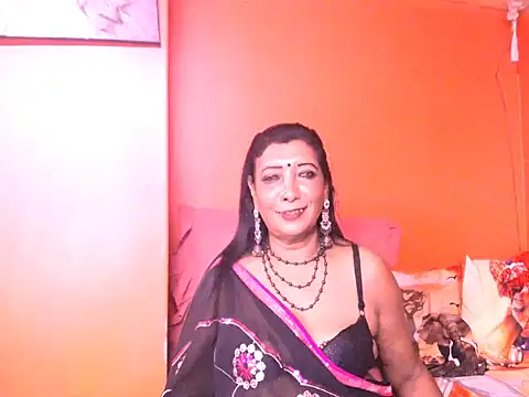 indiansarika65 online show from 04-10-26, 03:56