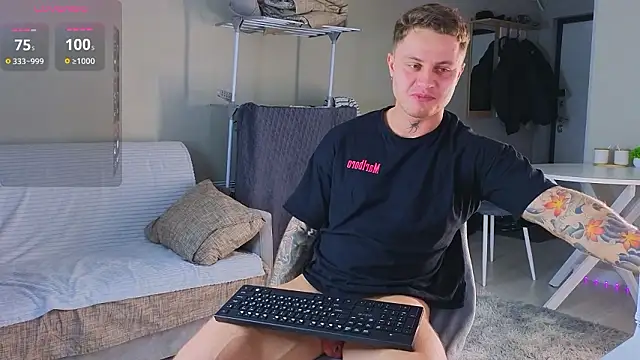 Snapshot of more__than__love chatting on 02-19-26, 11:50 more than love online show from 02-19-26, 11:50