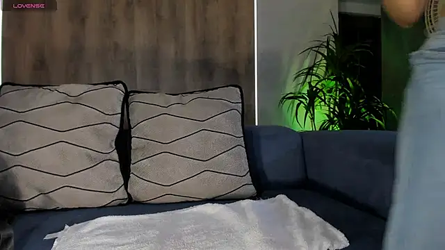 SophiePalmer online show from 01-30-25, 12:59