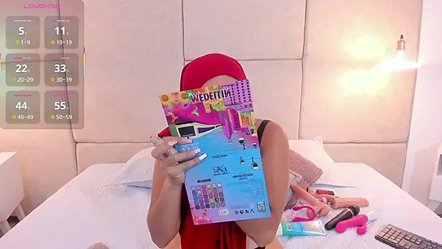 Snapshot of abby_gibson chatting on 11-26-25, 06:53 abby gibson online show from 11-26-25, 06:53