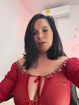 Snapshot of LISA_LICKS chatting on 06-17-26, 08:28 LISA LICKS online show from 06-17-26, 08:28