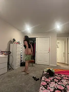 DominiqueX0 online show from 02-13-25, 05:22