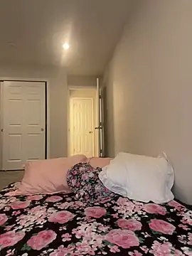 DominiqueX0 online show from 02-21-25, 04:37