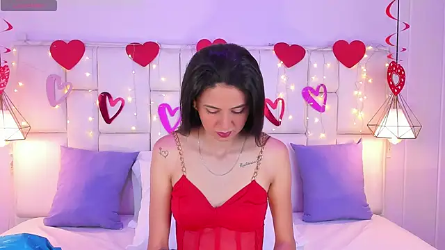 Snapshot of SarahSophia_ chatting on 02-21-25, 11:33 SarahSophia online show from 02-21-25, 11:33