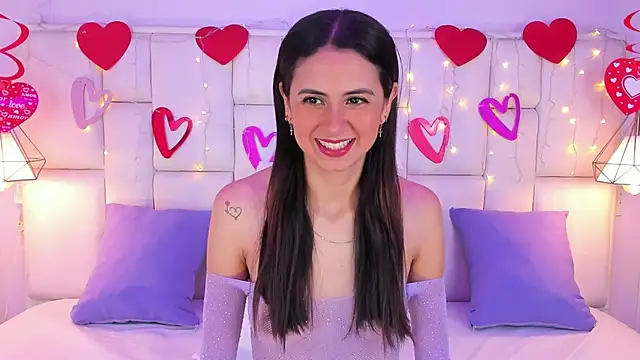 Snapshot of SarahSophia_ chatting on 02-25-25, 11:30 SarahSophia online show from 02-25-25, 11:30