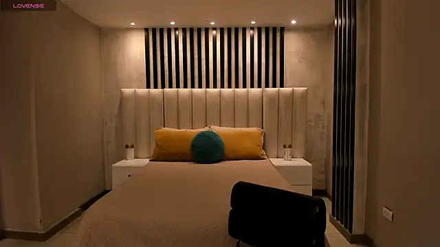 Snapshot of SunnyRivers chatting on 02-20-26, 06:41 SunnyRivers online show from 02-20-26, 06:41