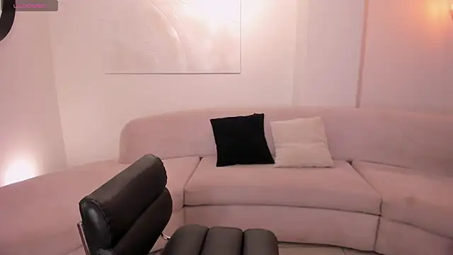 Snapshot of SunnyRivers chatting on 03-08-26, 04:44 SunnyRivers online show from 03-08-26, 04:44