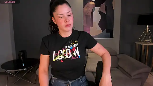 Snapshot of SunnyRivers chatting on 03-15-26, 11:38 SunnyRivers online show from 03-15-26, 11:38