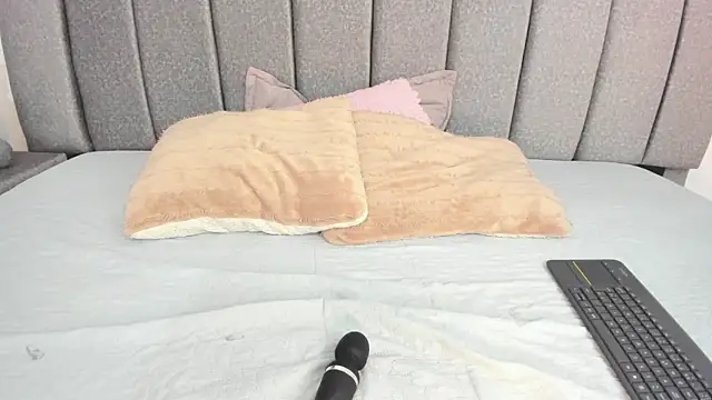 samantha stan online show from 01-09-26, 11:57