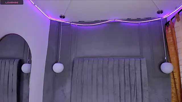 AmyOlimpo online show from 02-04-25, 04:37