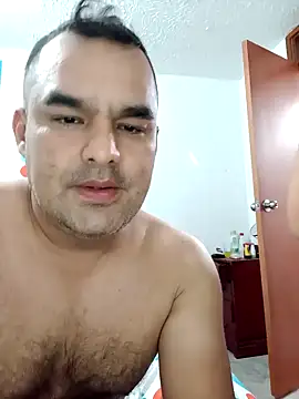 Snapshot of Angeelus2 chatting on 12-24-24, 07:55 Angeelus2 online show from 12-24-24, 07:55