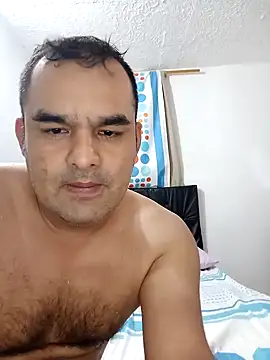 Snapshot of Angeelus2 chatting on 02-01-25, 09:51 Angeelus2 online show from 02-01-25, 09:51