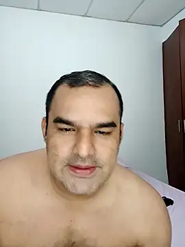 Snapshot of Angeelus2 chatting on 10-26-25, 03:51 Angeelus2 online show from 10-26-25, 03:51