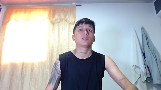 Snapshot of Tamarahryan chatting on 12-14-24, 04:52 Tamarahryan online show from 12-14-24, 04:52