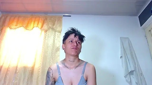 Snapshot of Tamarahryan chatting on 01-09-25, 02:07 Tamarahryan online show from 01-09-25, 02:07