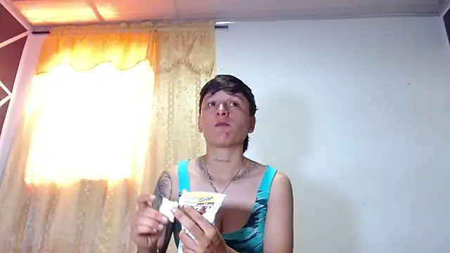 Snapshot of Tamarahryan chatting on 03-19-25, 02:13 Tamarahryan online show from 03-19-25, 02:13