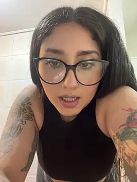 Snapshot of croftsmila chatting on 05-23-26, 12:16 croftsmila online show from 05-23-26, 12:16