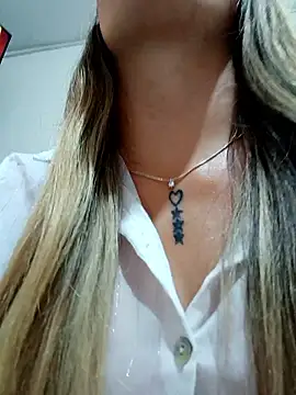 Snapshot of Misscata1106 chatting on 01-09-26, 07:26 Misscata1106 online show from 01-09-26, 07:26